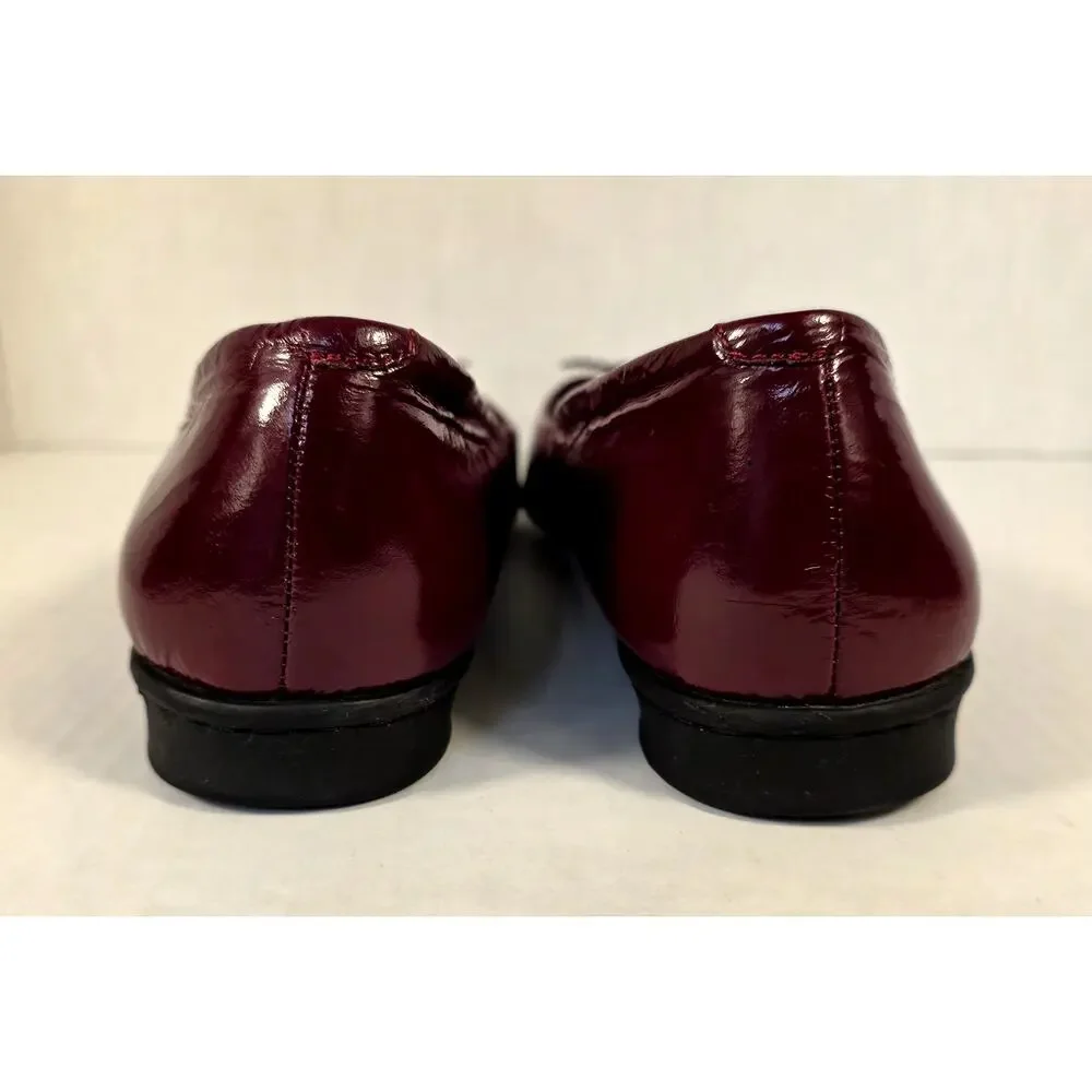 Born Burgundy Patent Leather Flats Pointed Toe Bow Accents Maroon Slip On Sz 9